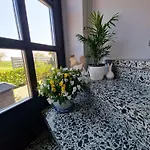 Haus-fehmarn-am-dorfteich-|-wohnung-1-sued *