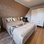 Haus-fehmarn-am-dorfteich-|-wohnung-1-sued *