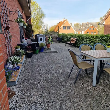Haus-albertsdorf-am-dorfteich-|-wohnung-1-sued *