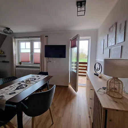 Haus-albertsdorf-am-dorfteich-|-wohnung-1-sued Apartment Fehmarn