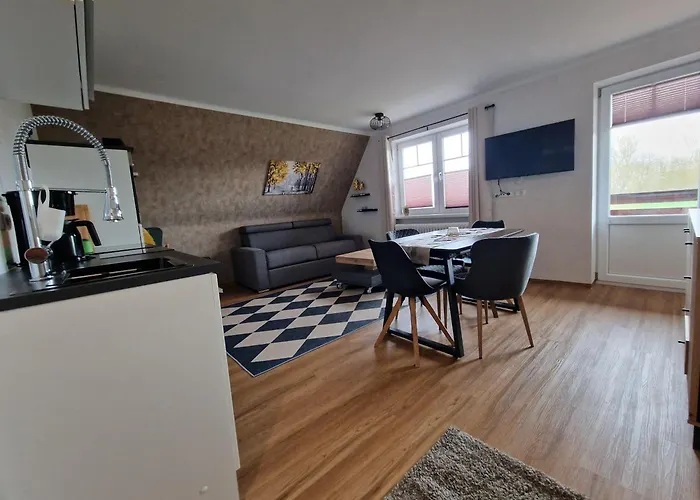 Haus-fehmarn-am-dorfteich-|-wohnung-1-sued Lägenhet