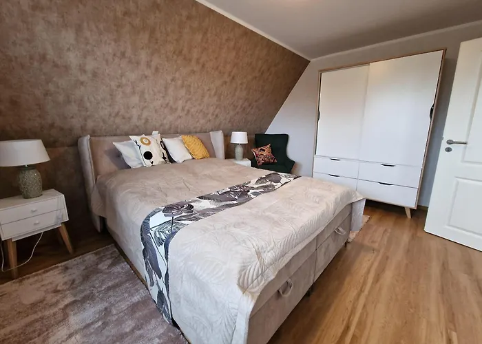 Haus-fehmarn-am-dorfteich-|-wohnung-1-sued *